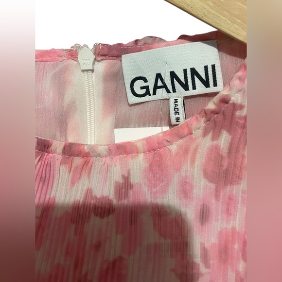 GANNI Pleated Georgette Floral Plisse 3/4 Sleeve Round Neck Tiered Mini Dress - Picture 4 of 5